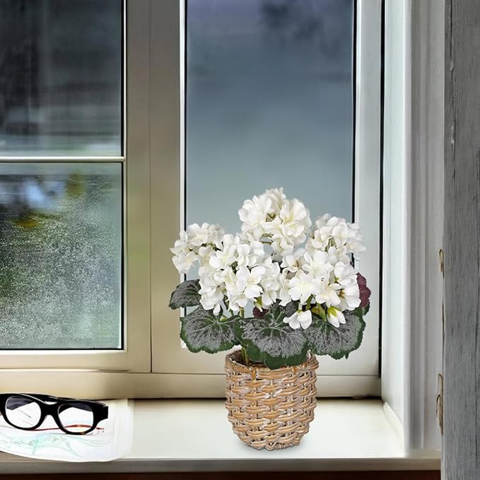 Briful Artificial White Geranium Flowers in Woven Basket, 11’’ Tall Silk Flower Arrangement, Realistic Geraniums Artificial Outdoor Plants for Home Indoor Farmhouse Table Wedding Centerpiece Decor