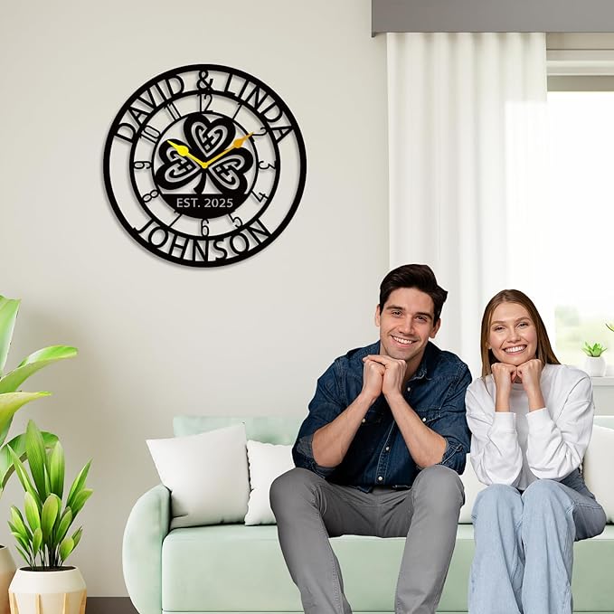 HZYCYYFC Personalized Metal Clock Sign, Custom Metal Clock,Personalized Gift, Black Gold and Silver Color Options, Housewarming Gift, Living Room Decor